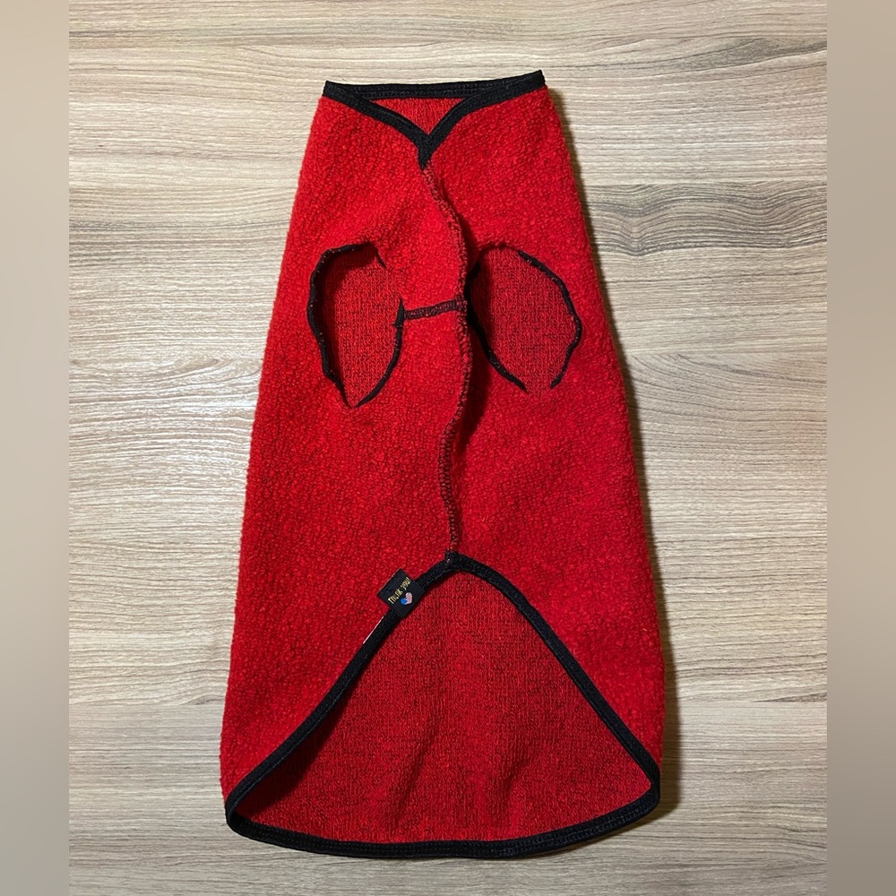 BNWOT Gold Paw Series Eco Fleece Dog Shirt